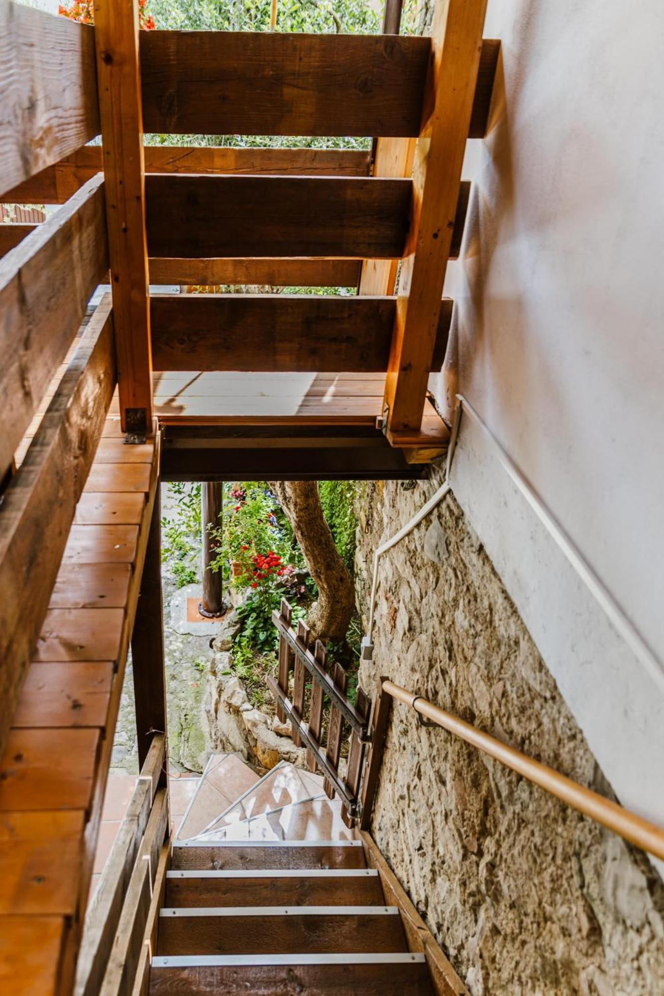 Cozy Castello Appartement Manerba del Garda Buitenkant foto