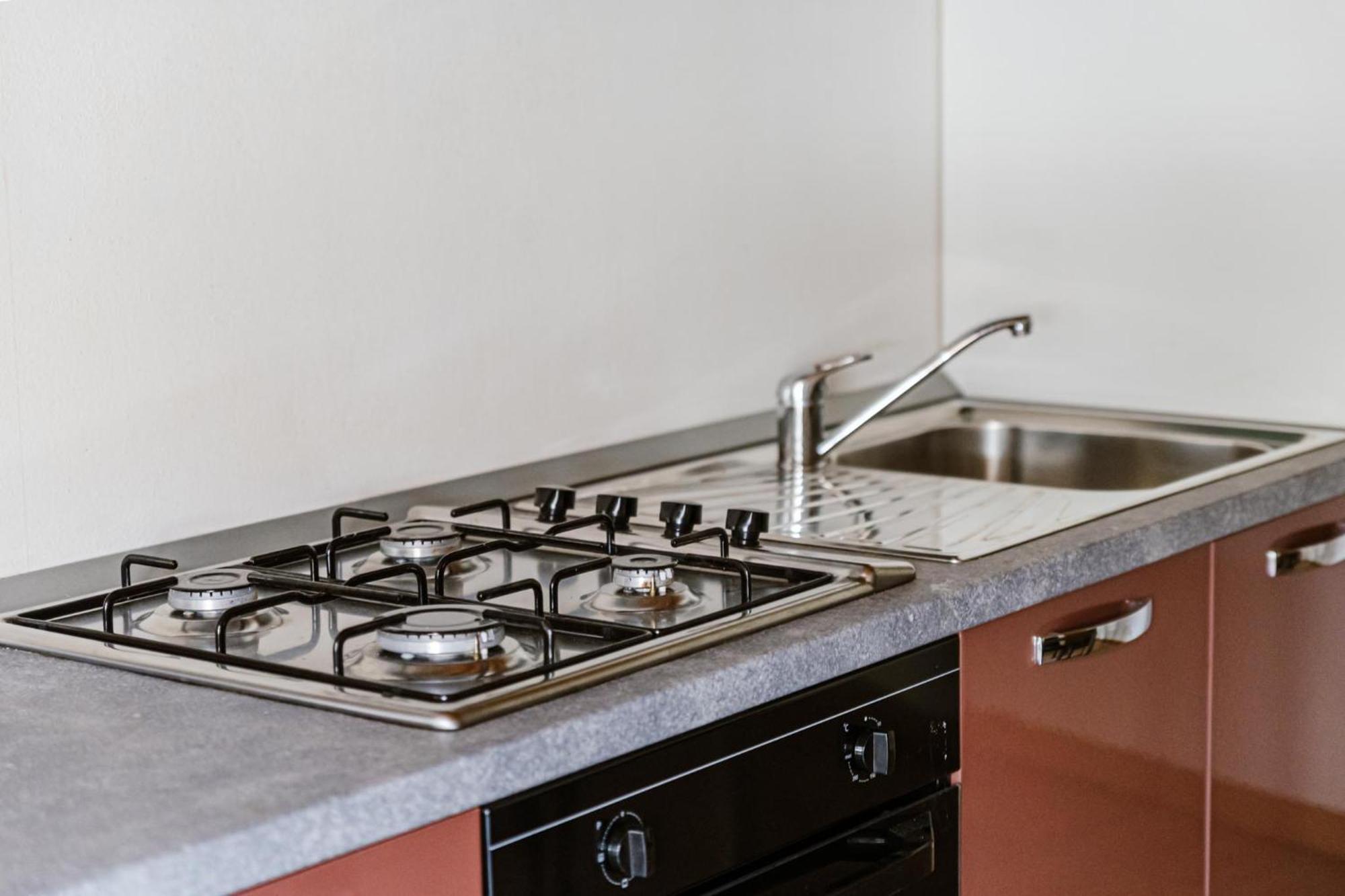 Cozy Castello Appartement Manerba del Garda Buitenkant foto