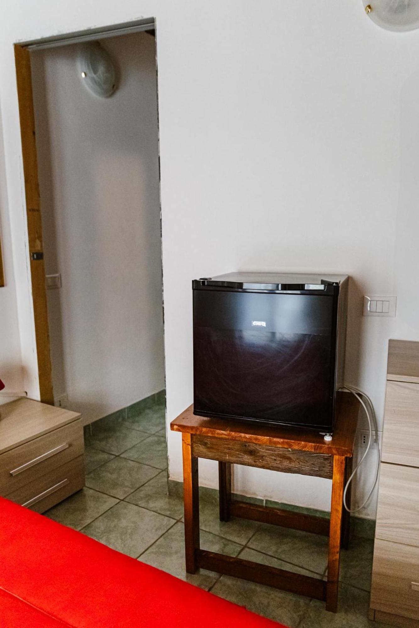Cozy Castello Appartement Manerba del Garda Buitenkant foto