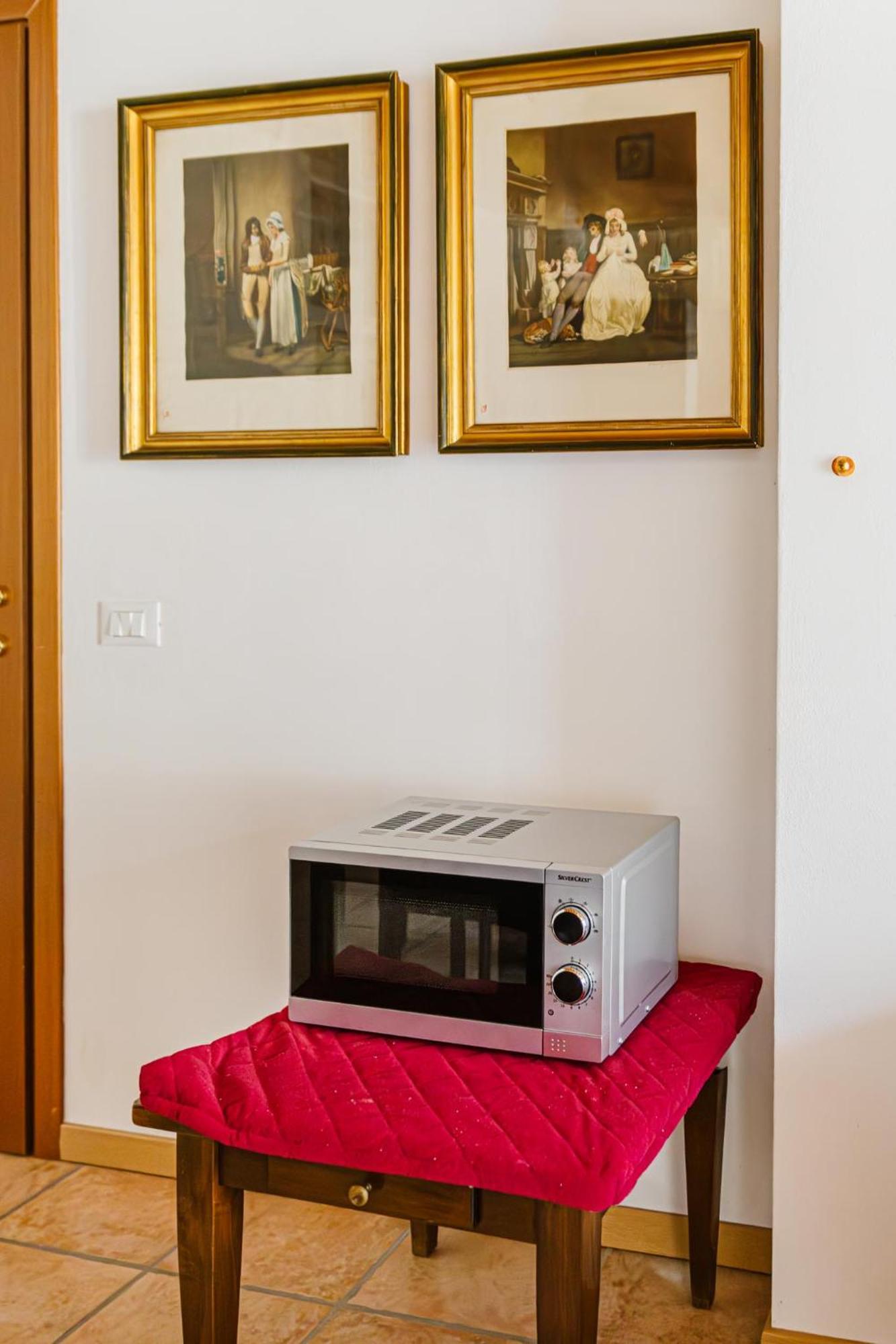 Cozy Castello Appartement Manerba del Garda Buitenkant foto