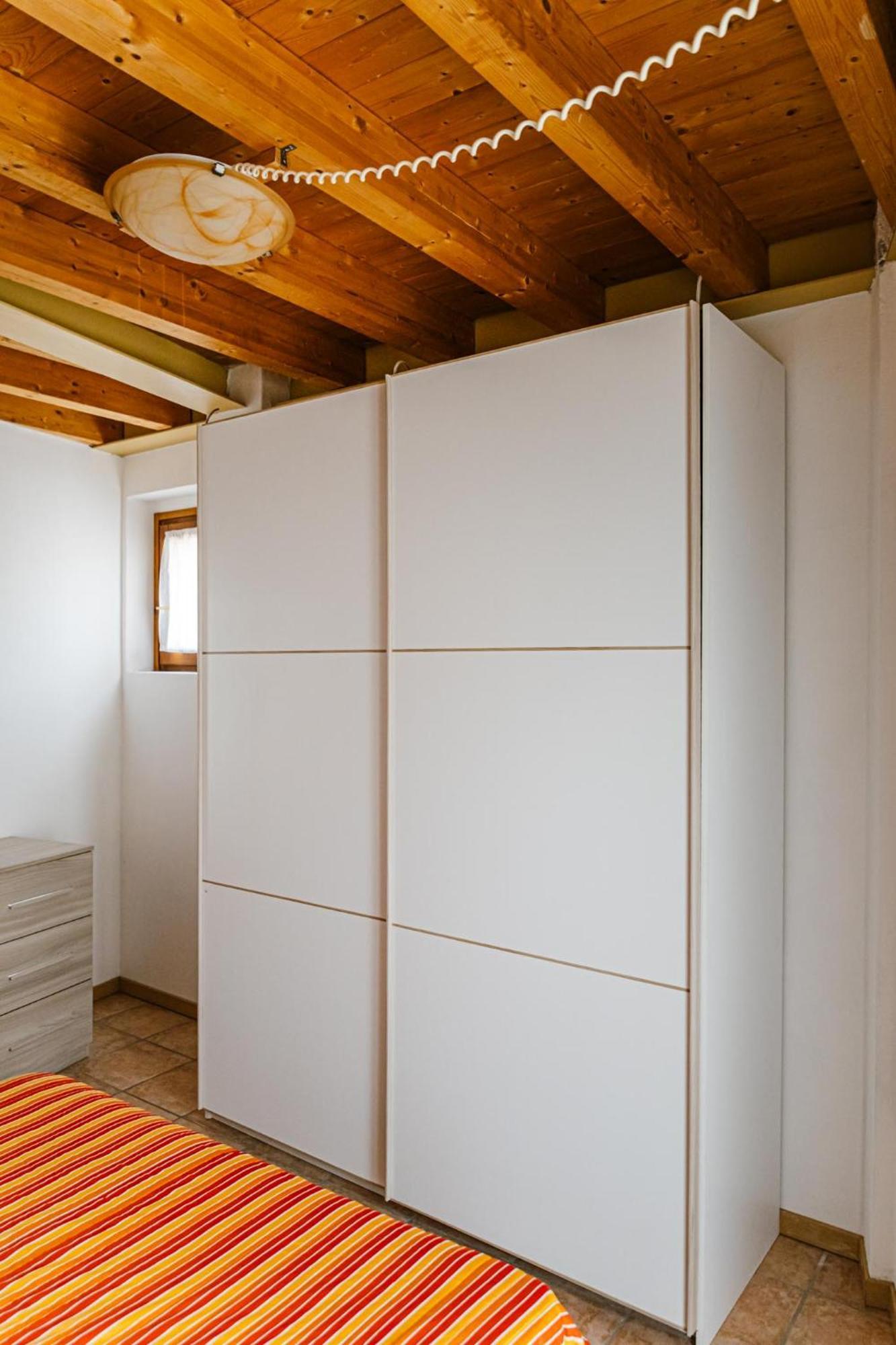 Cozy Castello Appartement Manerba del Garda Buitenkant foto